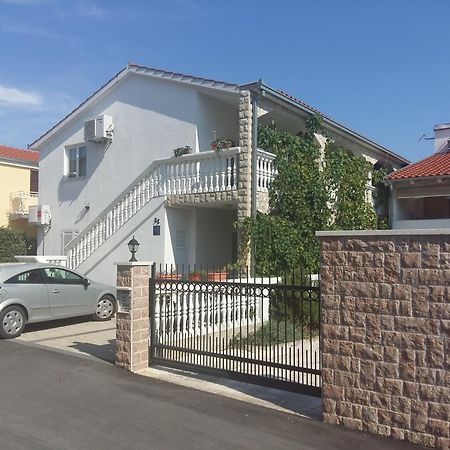 Apartments Anton Vodice Esterno foto