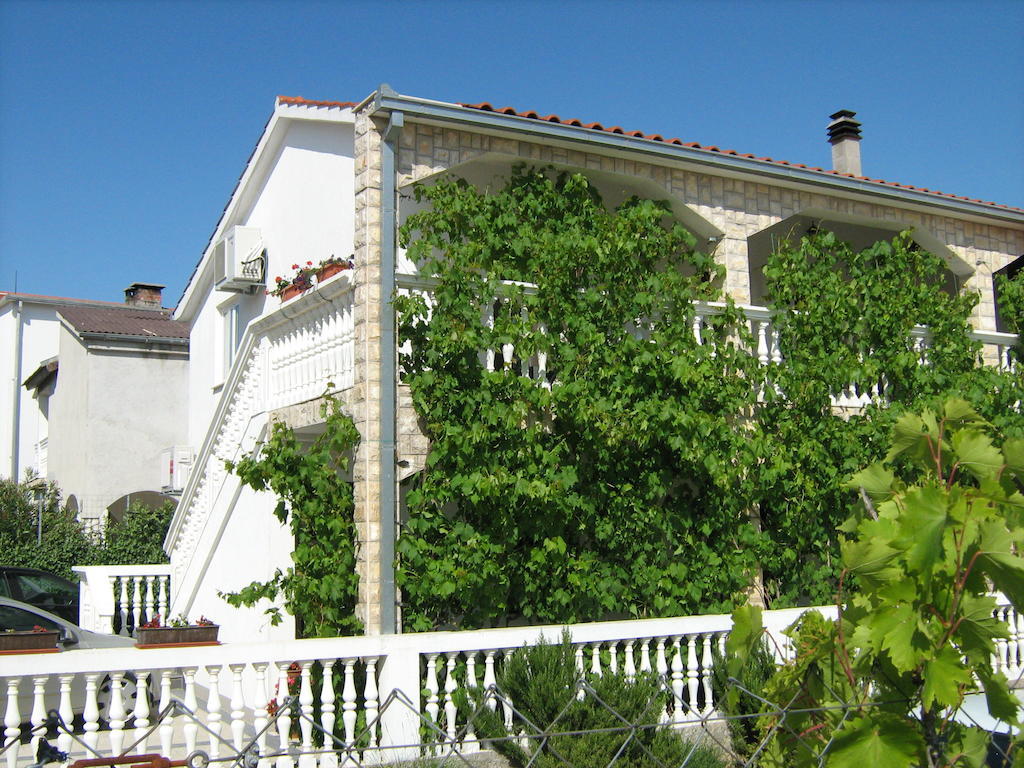Apartments Anton Vodice Esterno foto