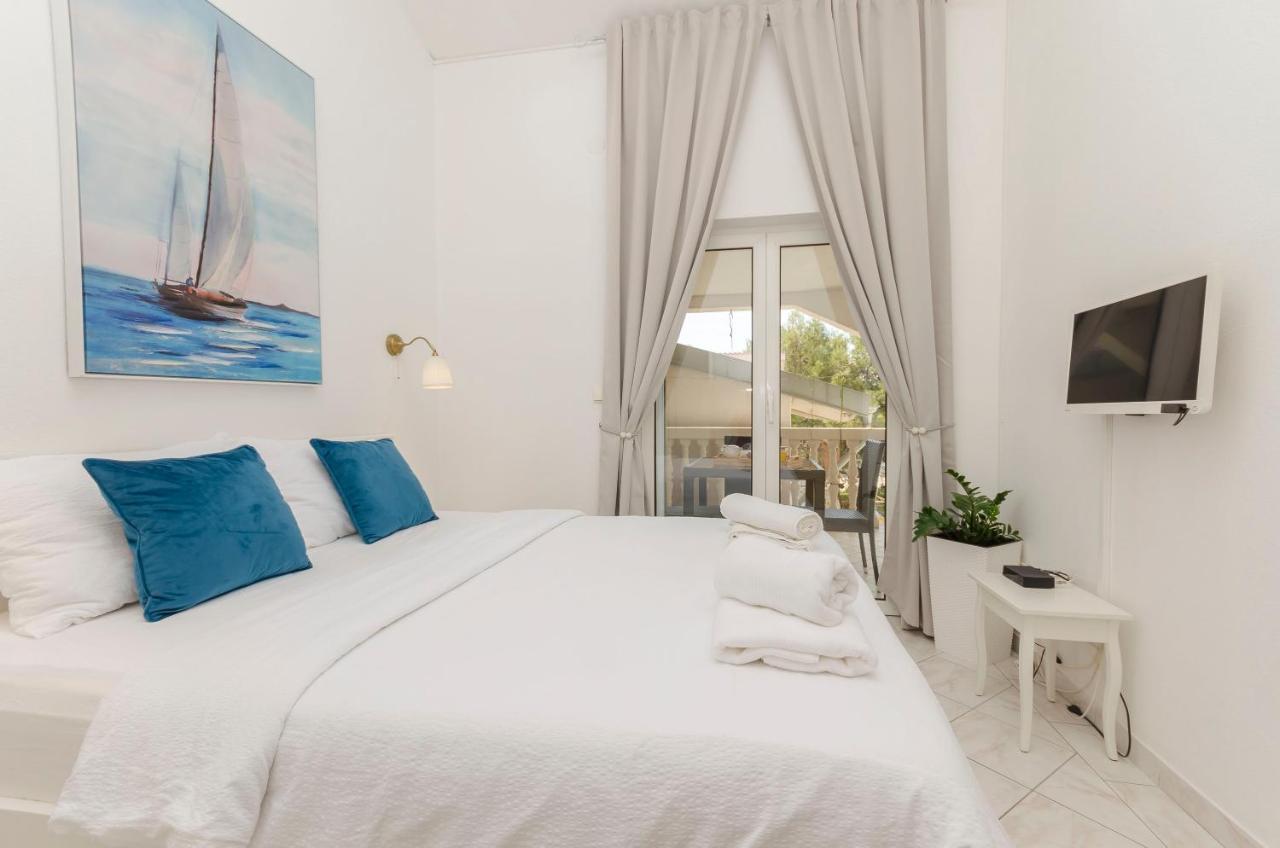 Apartments Anton Vodice Esterno foto