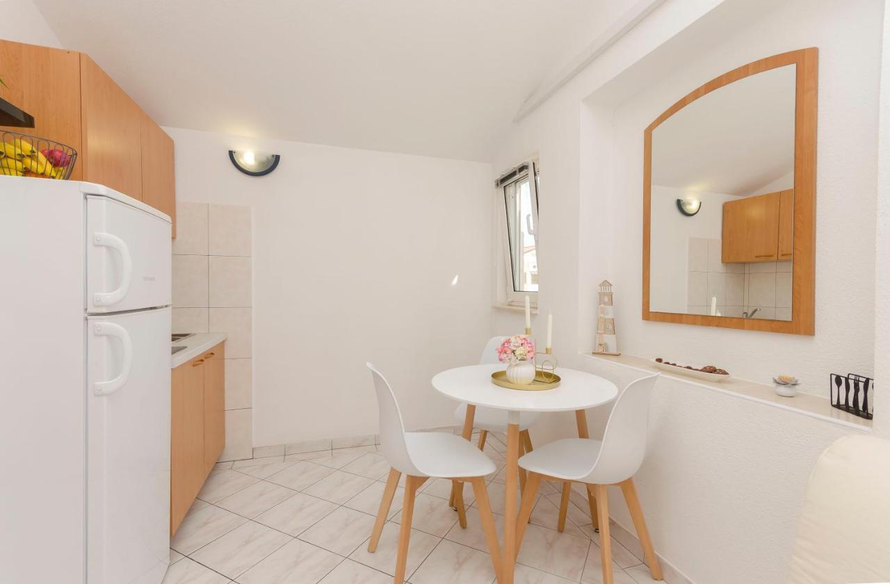 Apartments Anton Vodice Esterno foto