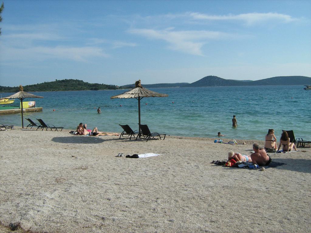 Apartments Anton Vodice Esterno foto